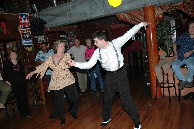 min 2006 03 19 sharkys 065